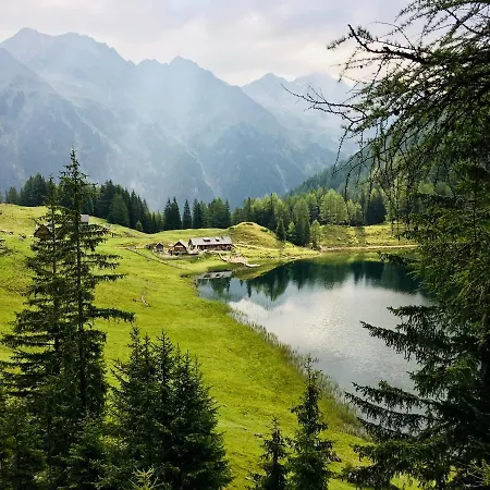 Apartment 12, Am Sonnenhang, Hochstrasse *