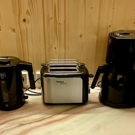 12, Am Sonnenhang, Hochstrasse 公寓 *