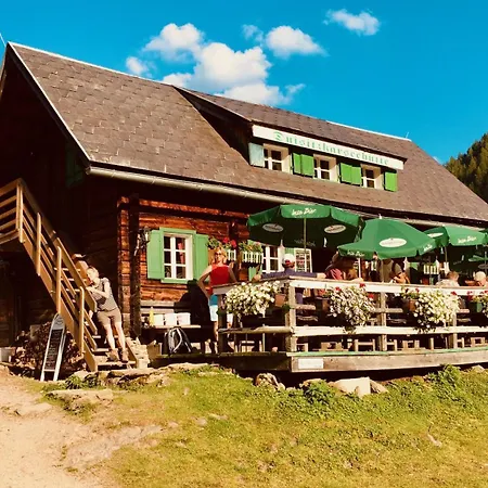Apartament 12, Am Sonnenhang, Hochstrasse
